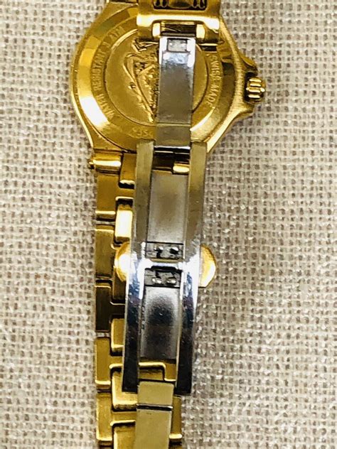 Vintage AUTHENTIC GUCCI Ladies Watch 9240 L 18K Gold 